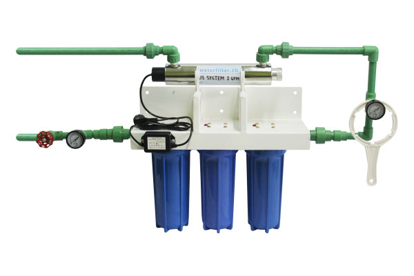 Ultraviolet Sterilizer 2 GPM Material PPR